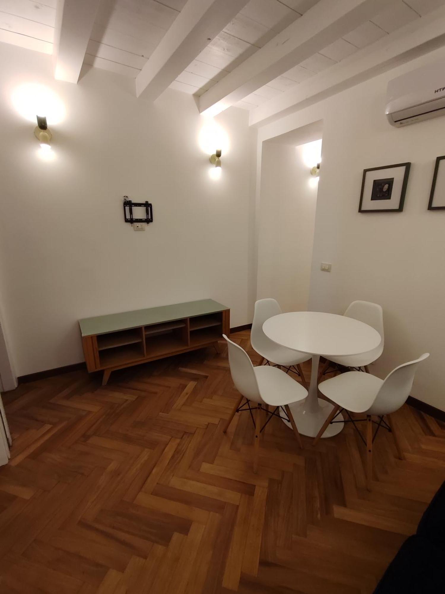 Alojamento de Acomodação e Pequeno-almoço La Via Della Giudecca 3*