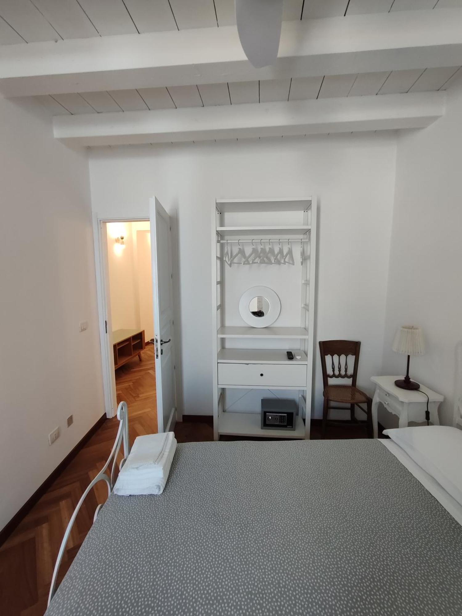 La Via Della Giudecca 3*