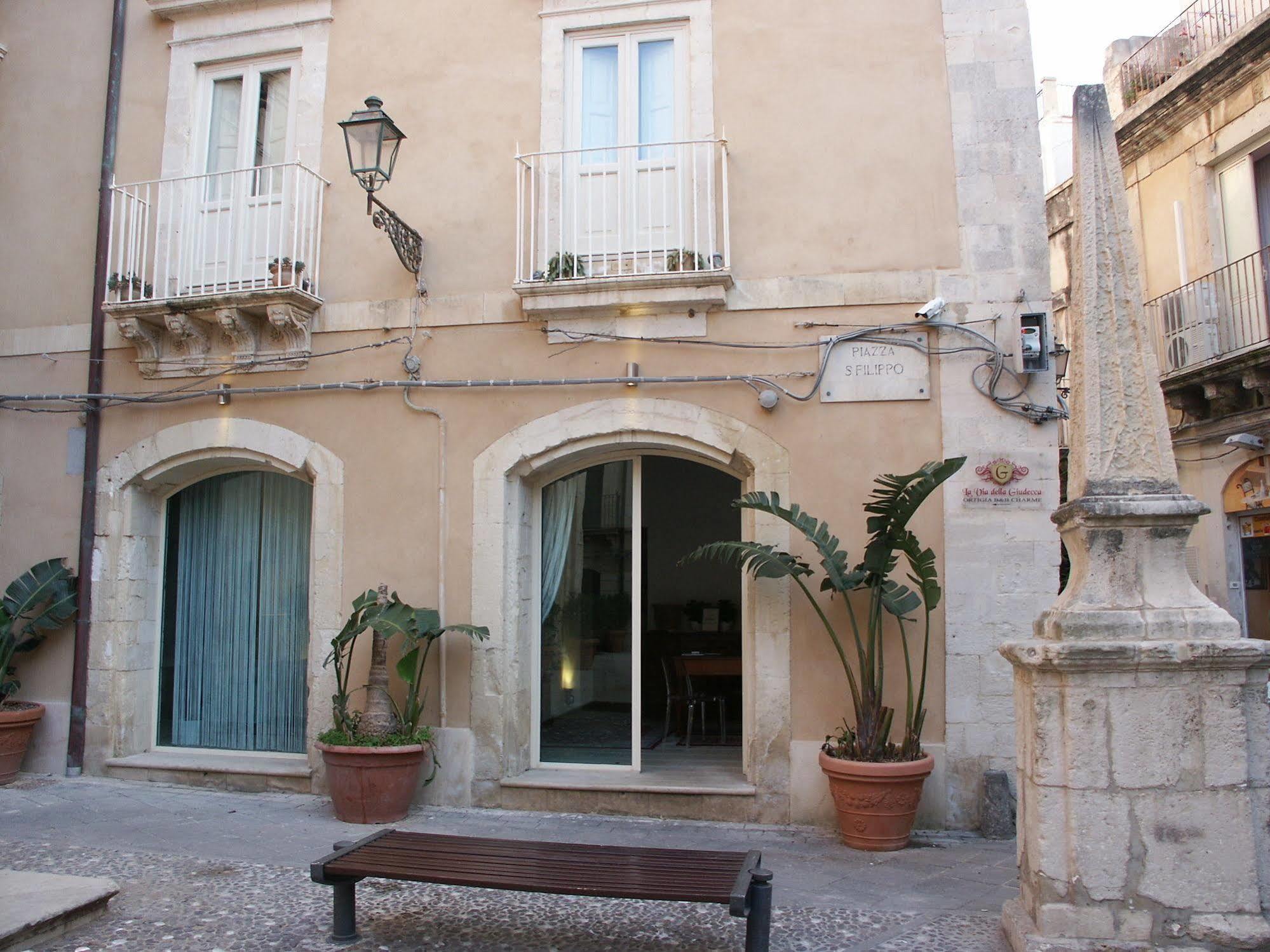 La Via Della Giudecca Syrakus